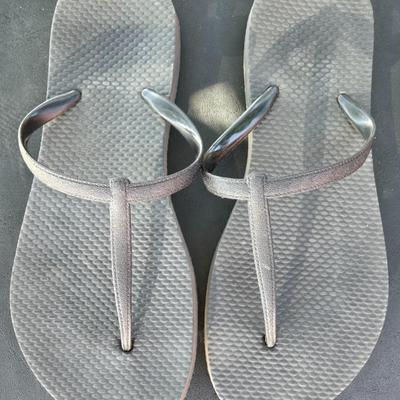 (2) Pairs of Sandals