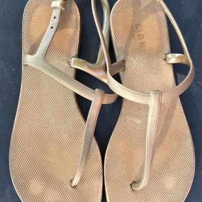 (2) Pairs of Sandals