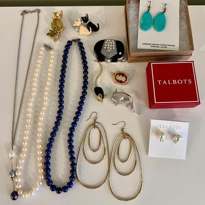 Jewelry Lot - Talbots, Turquoise, Vintage Brooches