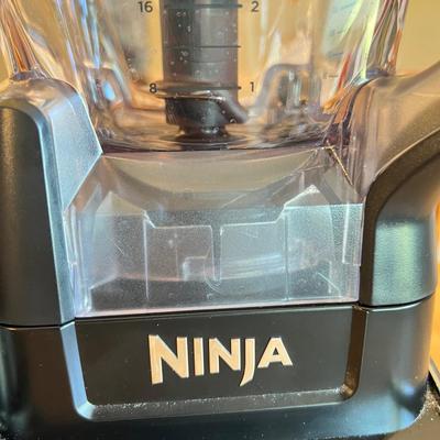 Ninja Blender CT680, Mr. Coffee Grinder, Betty Crocker Pizza Maker