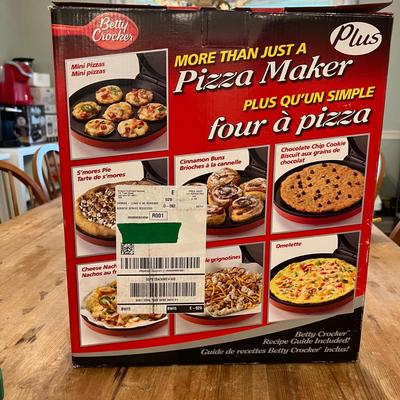 Ninja Blender CT680, Mr. Coffee Grinder, Betty Crocker Pizza Maker