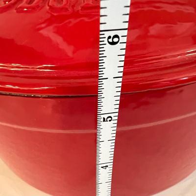 Grace Pantry Casserole Porcelain Dishes w Lids, Lodge Enameled Cast Iron Dutch Ovens