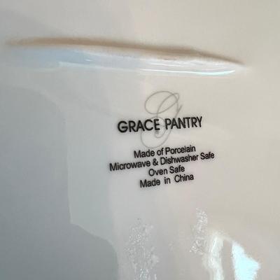 Grace Pantry Casserole Porcelain Dishes w Lids, Lodge Enameled Cast Iron Dutch Ovens