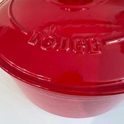 Grace Pantry Casserole Porcelain Dishes w Lids, Lodge Enameled Cast Iron Dutch Ovens