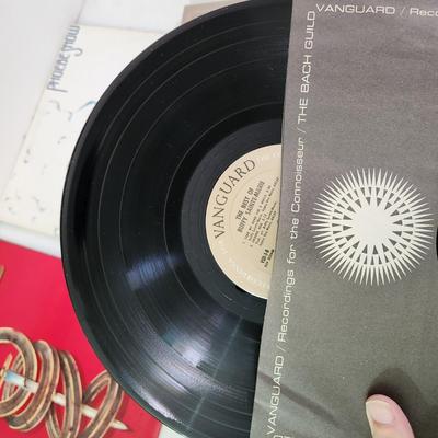 Record Albums Lot Chicago Barry Manilow The Ventures Buffy Sainte Marie