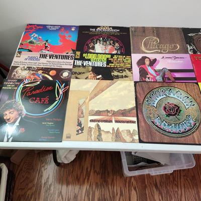 Record Albums Lot Chicago Barry Manilow The Ventures Buffy Sainte Marie