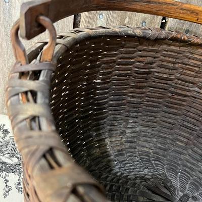 Late 1800's Legacy Swing Handled Basket