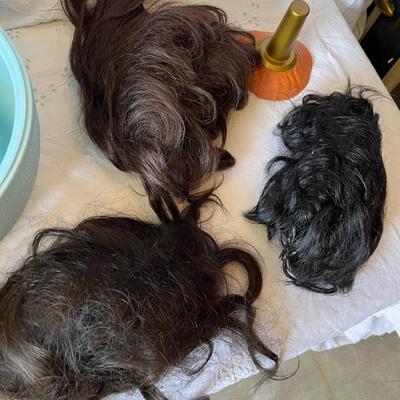 Wigs and wig cases