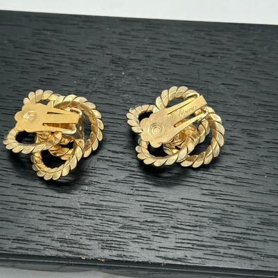 Vintage Coro Rope knotted Earrings Gold Tone