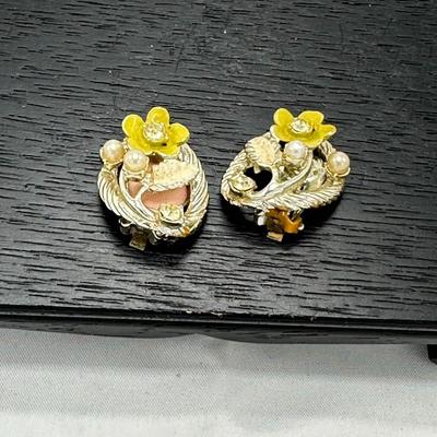 Vintage Diamante and Pearl Earrings Set