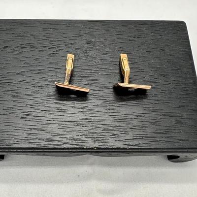 Letter Swank Gold Tone Cufflinks