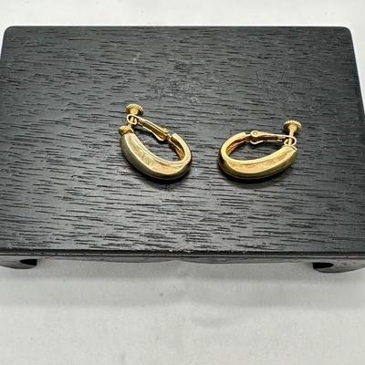 Vintage Gold Tone Clip On Earrings Marked Pat. No. 3,176,475 Screwback
