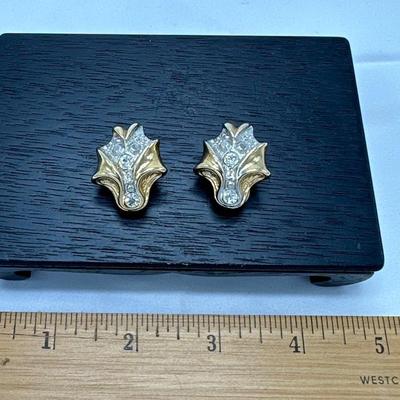 Vintage Gold Plated ribbed Leaf with Clear Crystal Rhinestone Clip Earrings