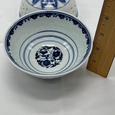 Pair of Chinese Porcelain Translucent Rice-Pattern Ware Bowls-local pickup and shipping available