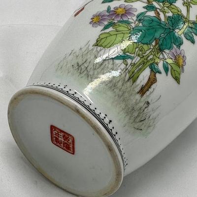Chinese Vintage Porcelain-Famille Verte Vase with four characters mark-local pickup and shipping available