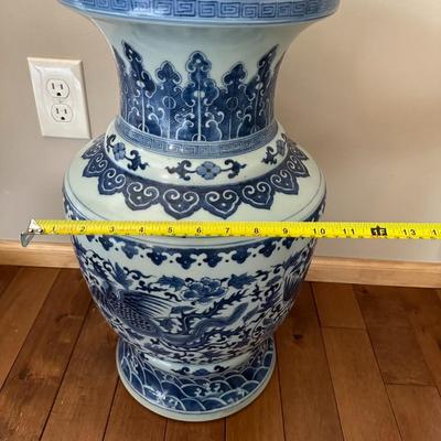 Very large Chinese Vintage Porcelain Blue and White Phonex Vase with six characters mark-local pickup and shipping available