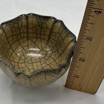 Chinese vintage porcelain guan ware small cup