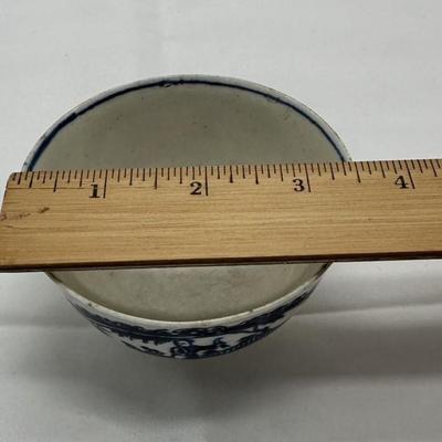 Small vintage porcelain cup-local pickup and shipping available