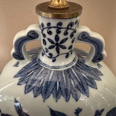 Chinese Vintage Vase Lamp-local pickup and shipping available