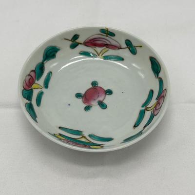 Small chinese vintage famille verte dish-local pickup and shipping available