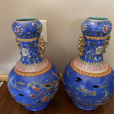 Pair of Chinese Vintage Porcelain Enamel Colour Bottle Vase With Four Characters Mark-local pickup and shipping available