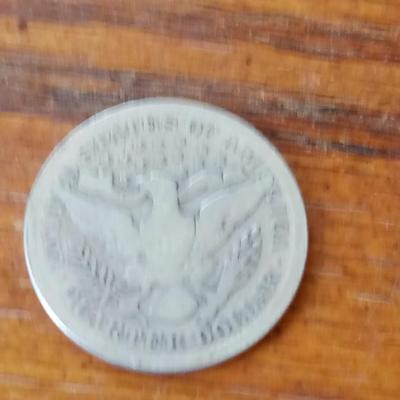 LOT 81 EARLY SILVER BARBER QUARTER