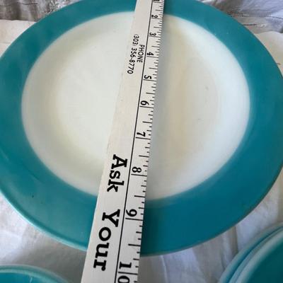 Pyrex dinnerware