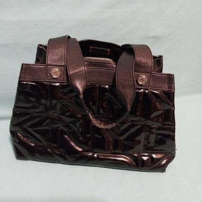 DNKY LARGE HANDBAG AND HARDSIDED WALLET