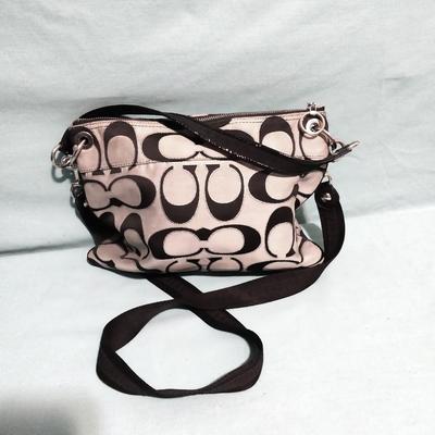 LONG STRAP COACH PURSE