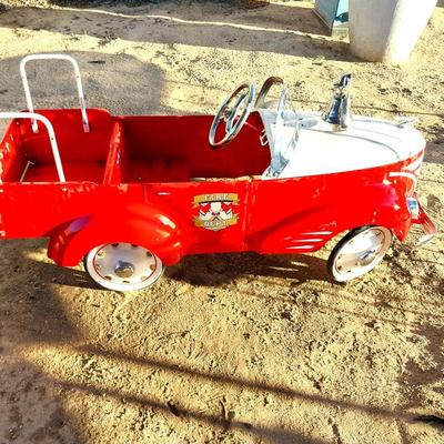 GENTRON PEDAL CAR CLASSICS