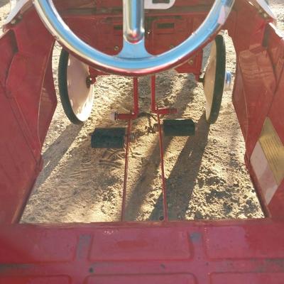 GENTRON PEDAL CAR CLASSICS