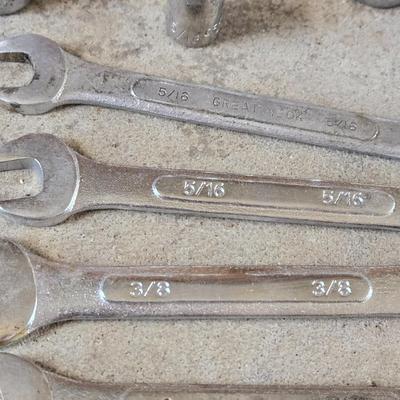 Mixed Lot of Wrenches and Sockets