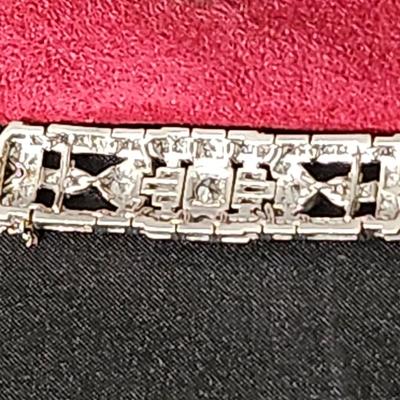 Stunning vintage Diamond Bracelet set in Platinum Fred Leighton