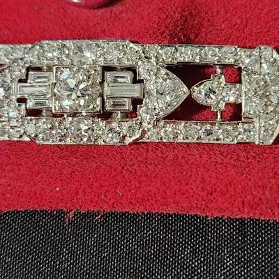 Stunning vintage Diamond Bracelet set in Platinum Fred Leighton