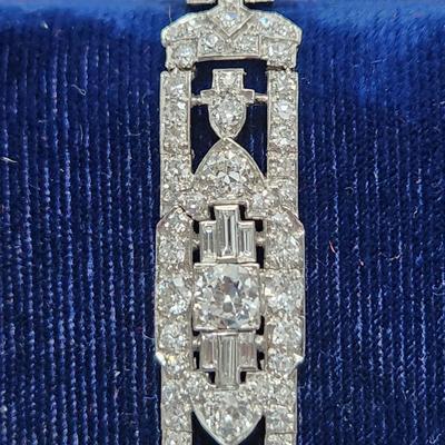 Stunning vintage Diamond Bracelet set in Platinum Fred Leighton
