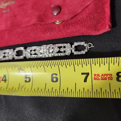Stunning vintage Diamond Bracelet set in Platinum Fred Leighton