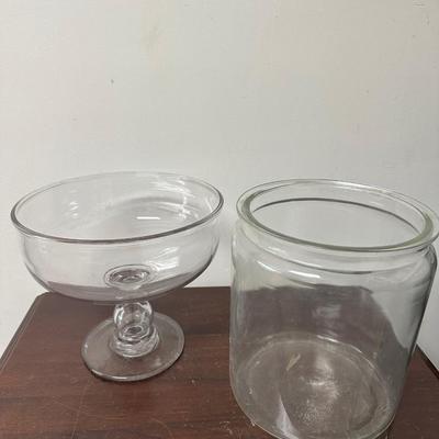 VINTAGE COOKIE JAR, CENTER BOWL
