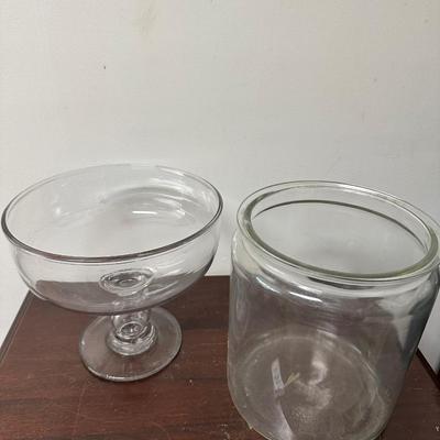 VINTAGE COOKIE JAR, CENTER BOWL