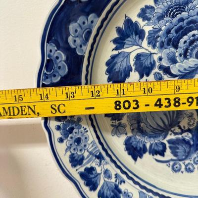 BLUE AND WHITE LOT INCLUDES DELFT!