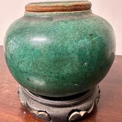 ANTIQUE CHINESE GREEN GLAZED POTTERY GINGER JAR