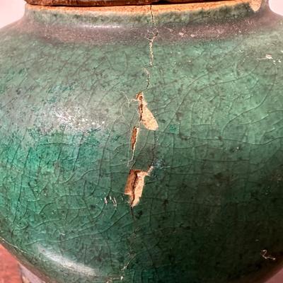 ANTIQUE CHINESE GREEN GLAZED POTTERY GINGER JAR