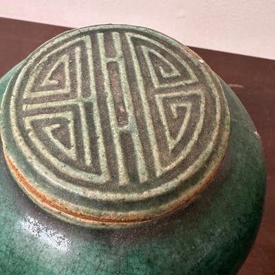 ANTIQUE CHINESE GREEN GLAZED POTTERY GINGER JAR