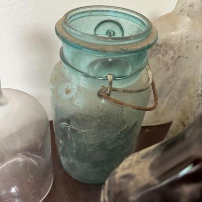 DUSTY OLD BOTTLE LOT