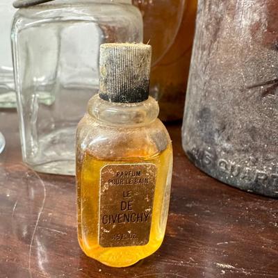 DUSTY OLD BOTTLE LOT