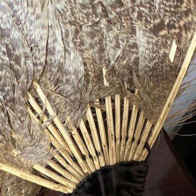 ANTIQUE TURKEY FEATHER HAND FANS & MORE LOT