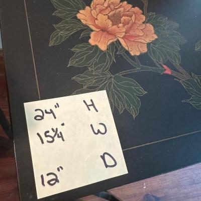 SET OF 4 VINTAGE BLACK LACQUER CHINOISERIE NESTING TABLES
