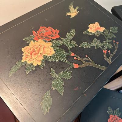 SET OF 4 VINTAGE BLACK LACQUER CHINOISERIE NESTING TABLES