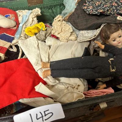 VINTAGE Barbie,ANTIQUE DOLLS & CLOTHES LOT