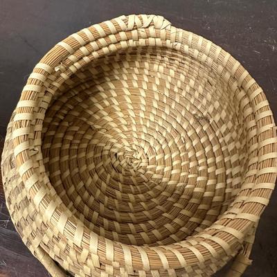 VINTAGE SWEETGRASS BASKET LOT