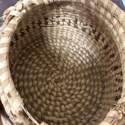 VINTAGE SWEETGRASS BASKET LOT